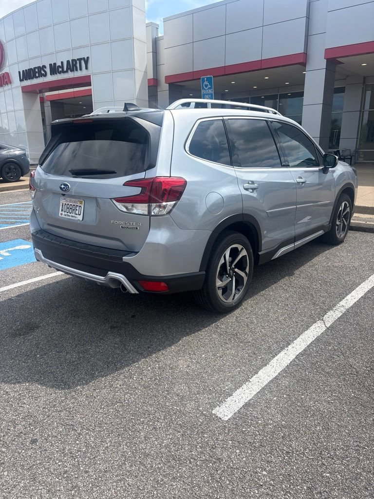 Used 2024 Subaru Forester Touring w/ POP Package 3 AWD/4WD image 5