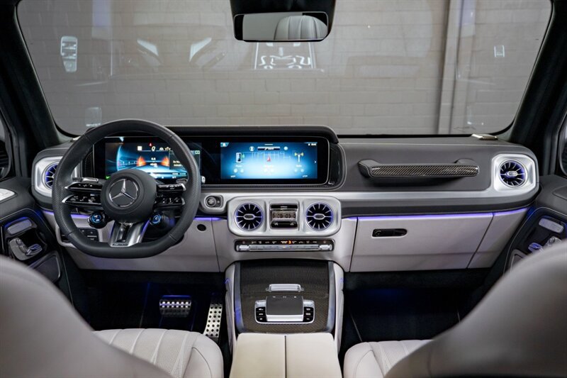 Used 2025 Mercedes-Benz G 63 AMG AMG G 63 image 16