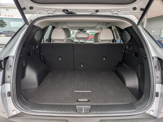 Used 2025 Hyundai Tucson Limited image 33