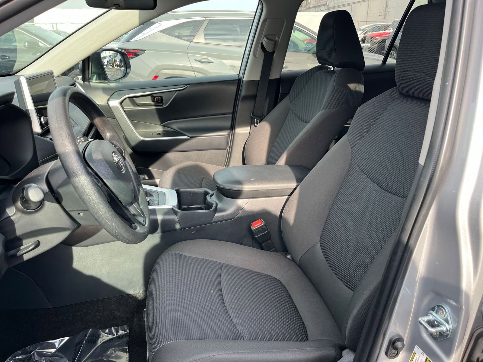 Used 2025 Toyota RAV4 LE image 35