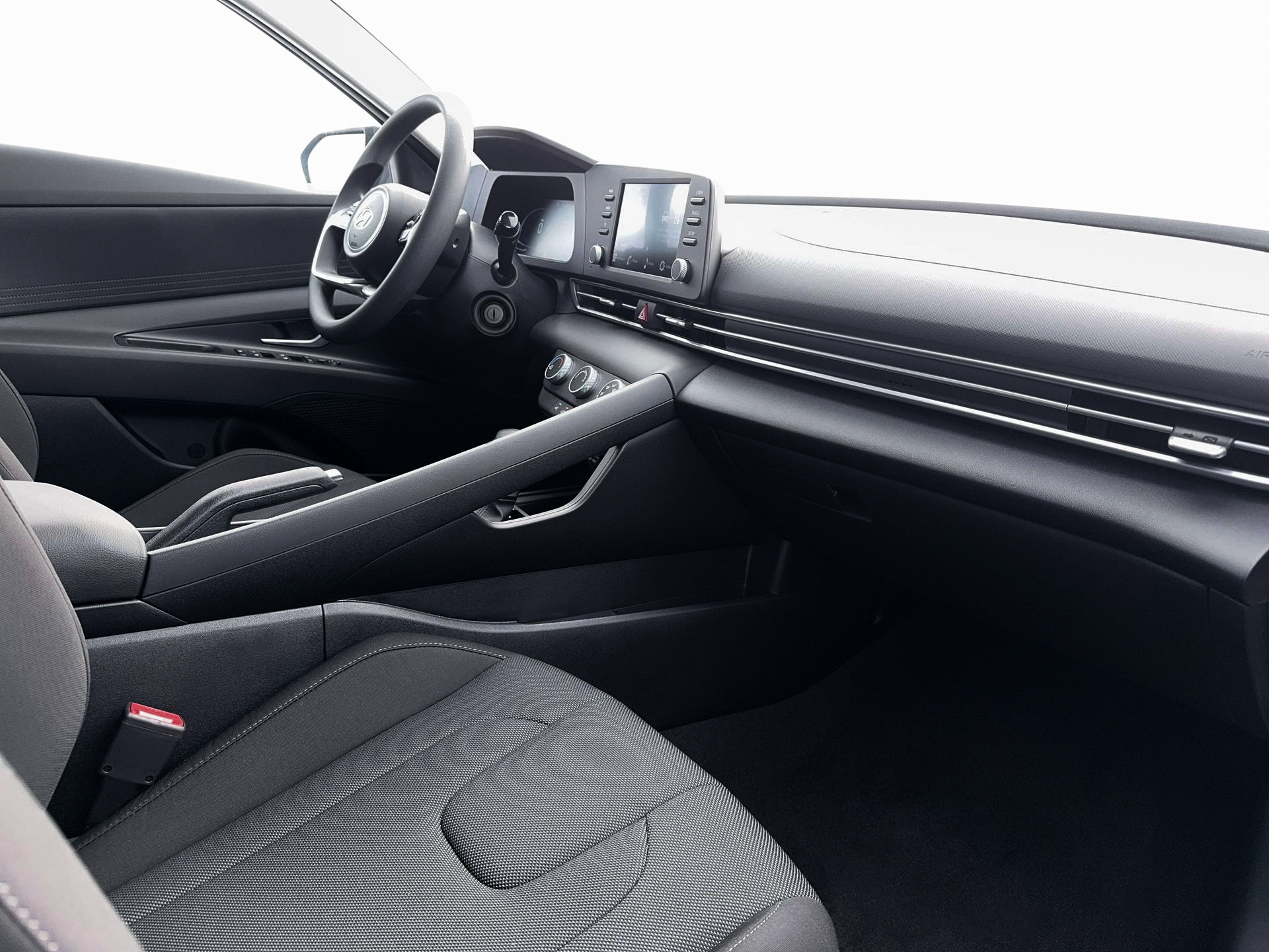 New 2026 Hyundai Elantra SE FWD image 15