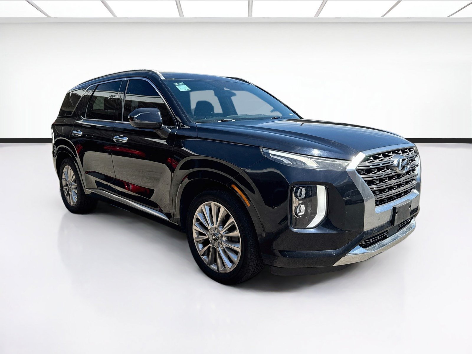 Used 2020 Hyundai Palisade Limited FWD image 3