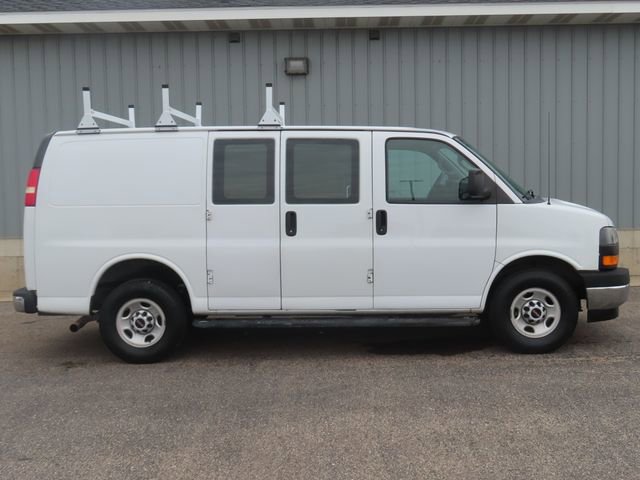 Used 2018 GMC Savana 2500 w/ Driver Convenience Package RWD image 3