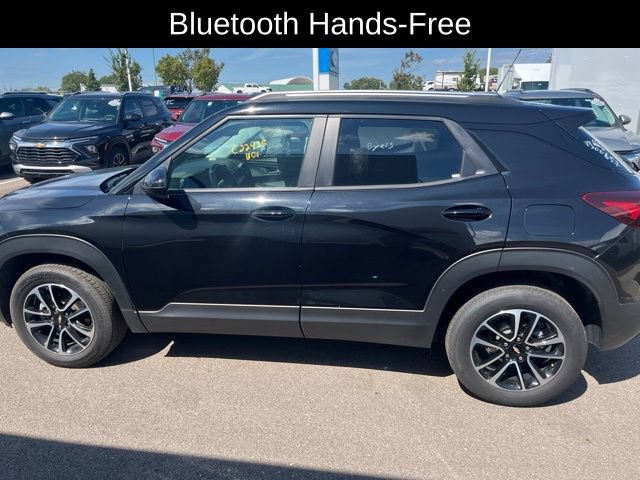 Used 2025 Chevrolet TrailBlazer LT AWD/4WD image 10
