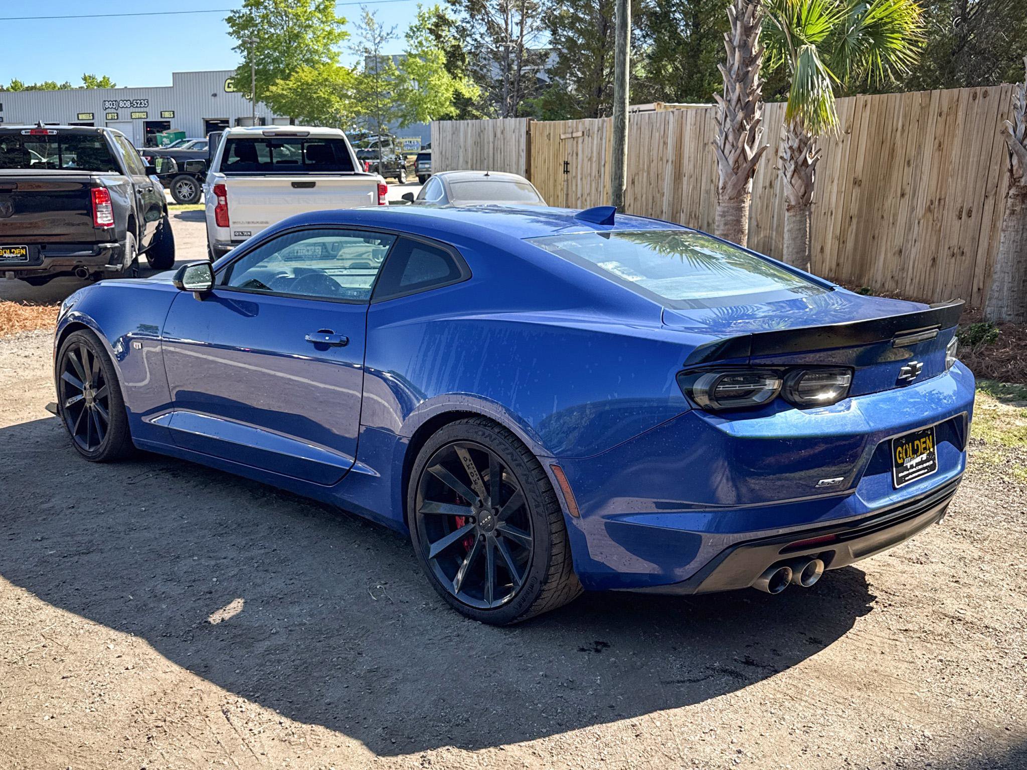 Used 2019 Chevrolet Camaro SS RWD image 7