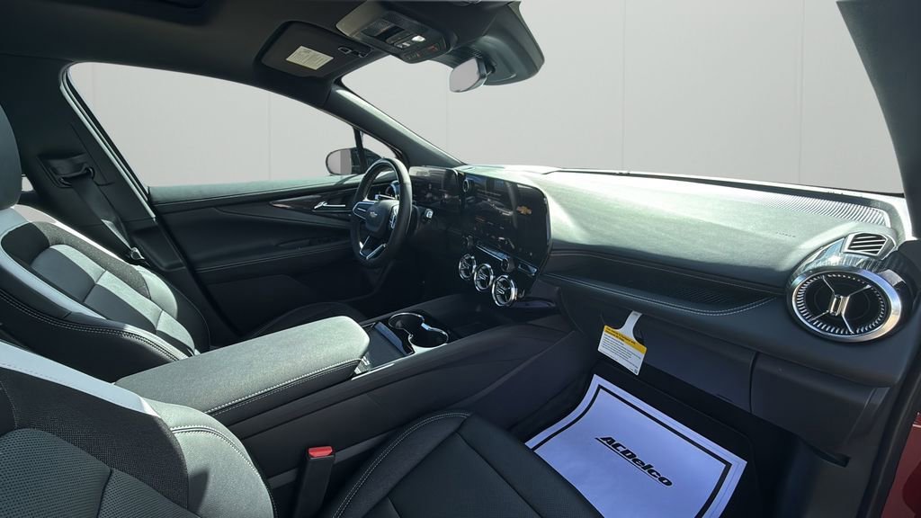 New 2026 Chevrolet Blazer EV LT AWD/4WD image 43