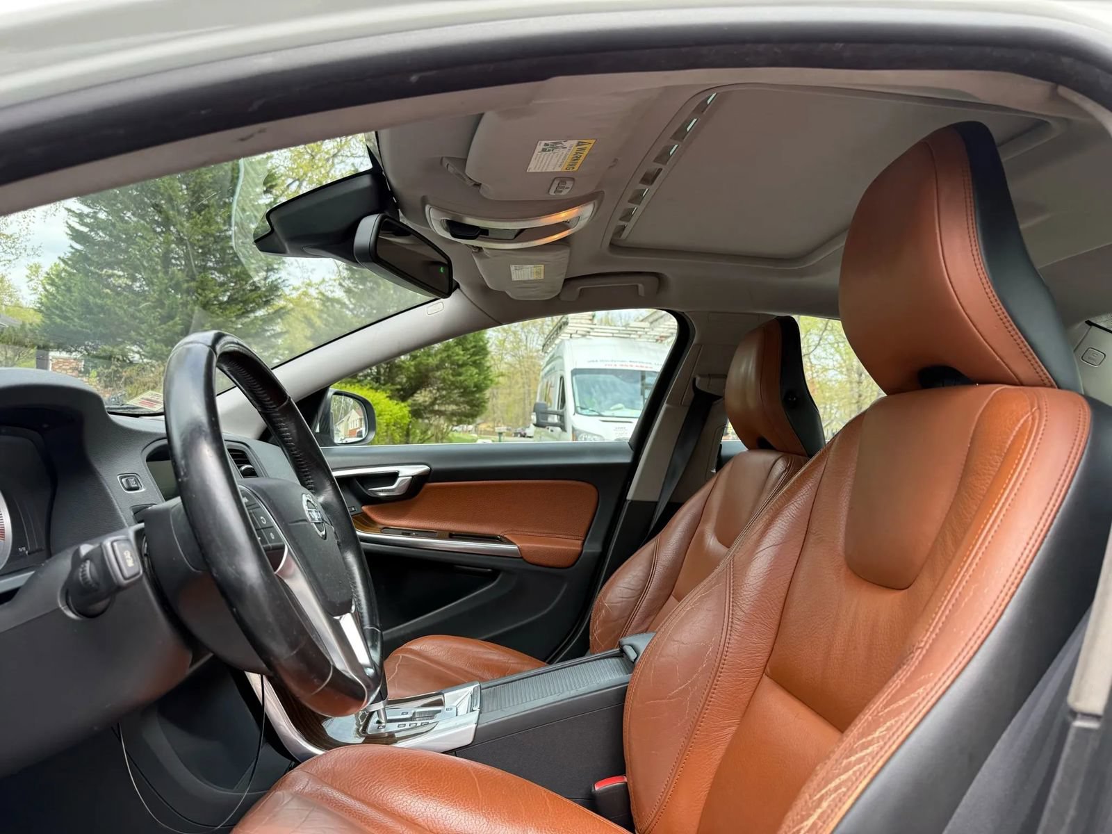 Used 2012 Volvo S60 T5 w/ Multimedia Pkg FWD image 5