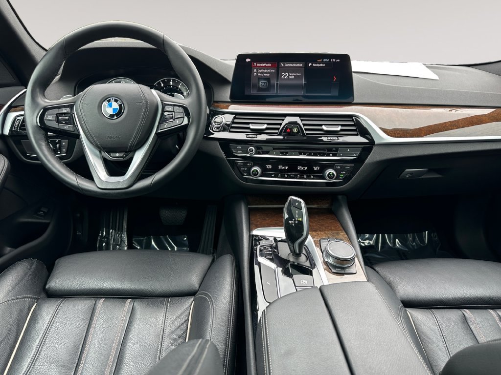 Used 2019 BMW 540i xDrive w/ Convenience Package AWD/4WD image 10