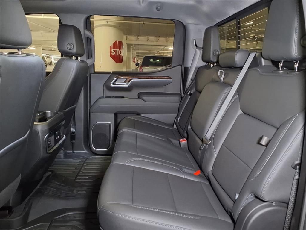 New 2026 GMC Sierra 1500 Elevation w/ Elevation Premium Package image 12