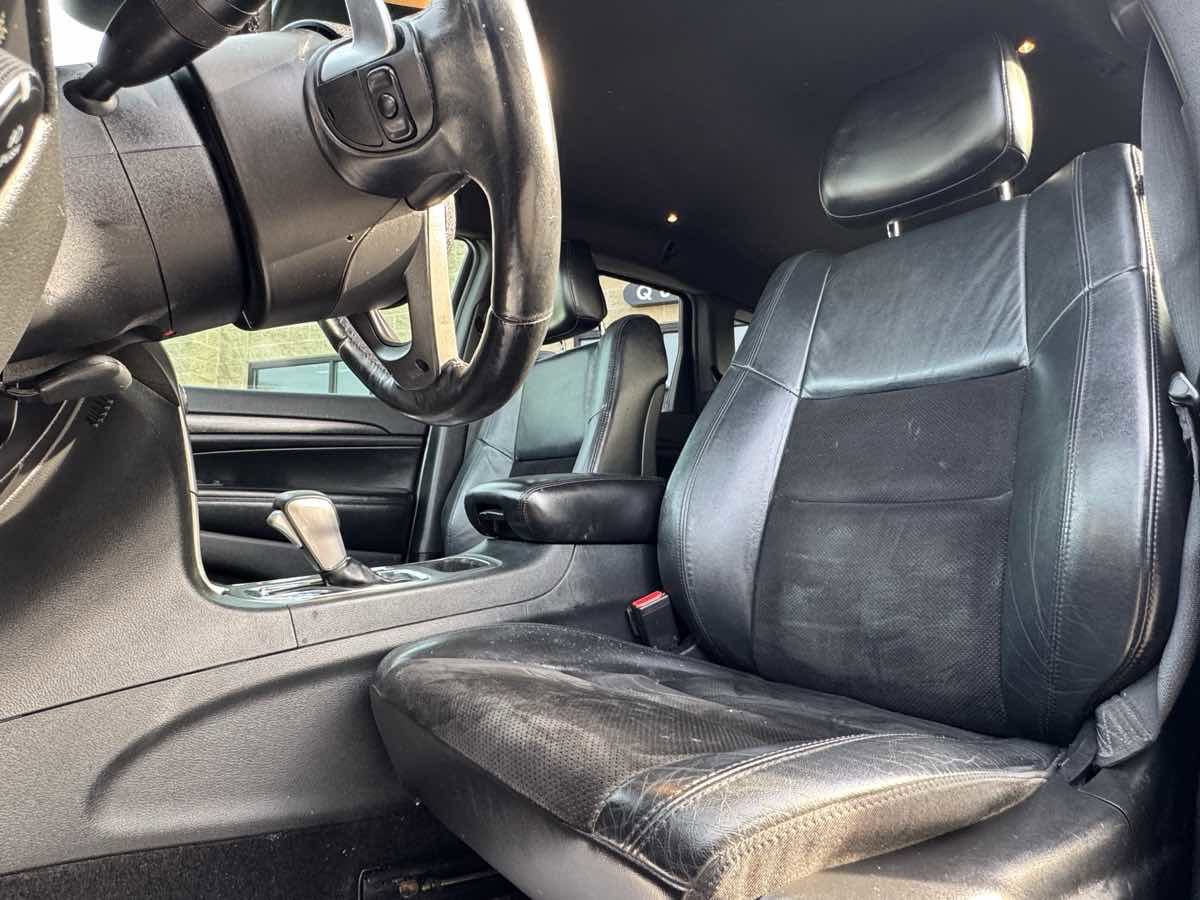 Used 2017 Jeep Grand Cherokee Altitude image 22