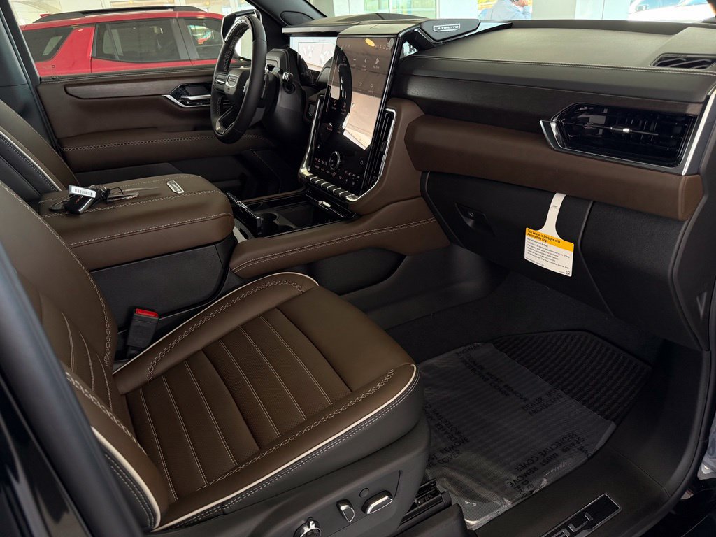 New 2027 GMC Yukon Denali Ultimate AWD/4WD image 16