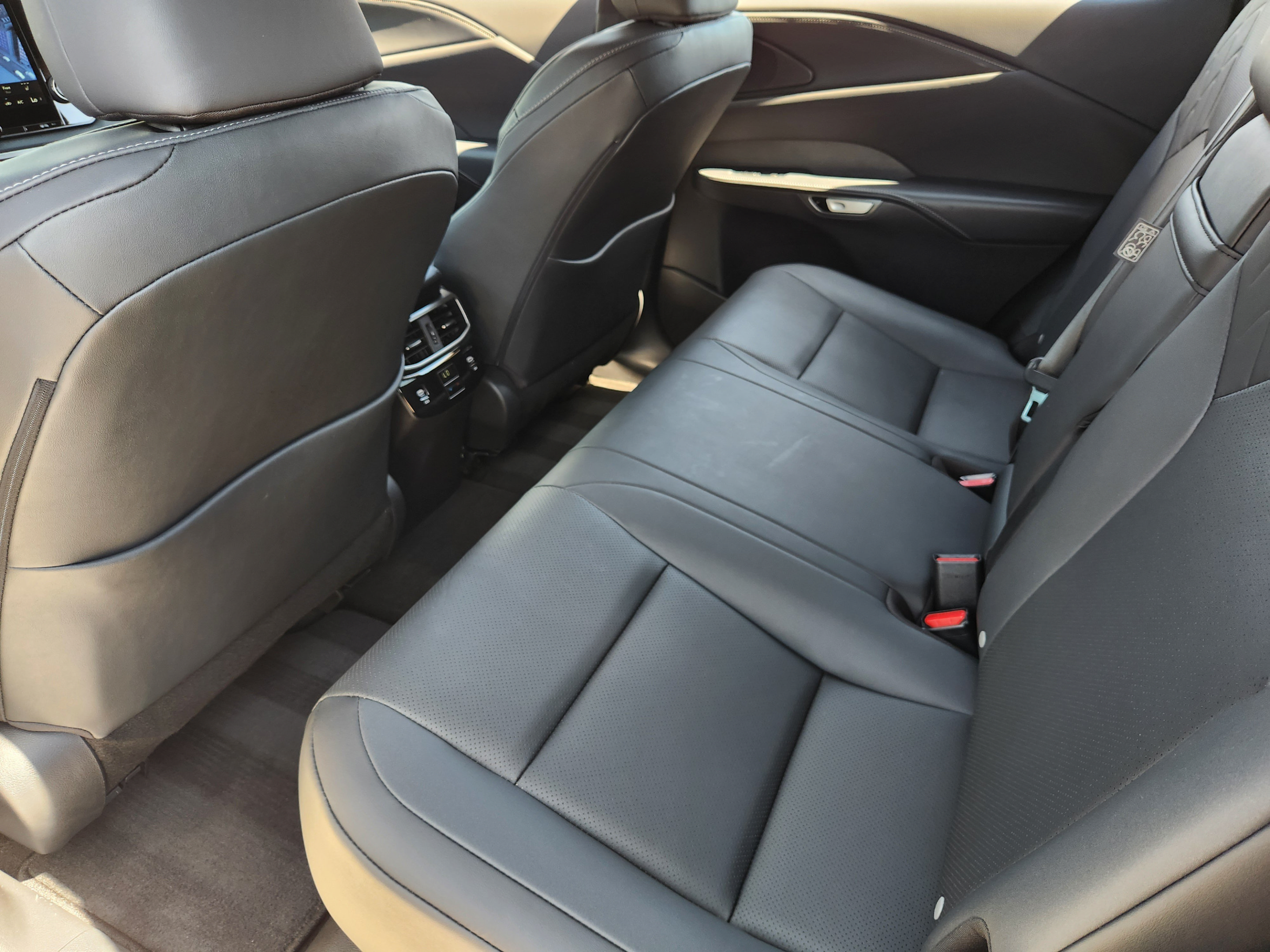 Used 2025 Lexus RX 350 FWD w/ Technology Package image 24