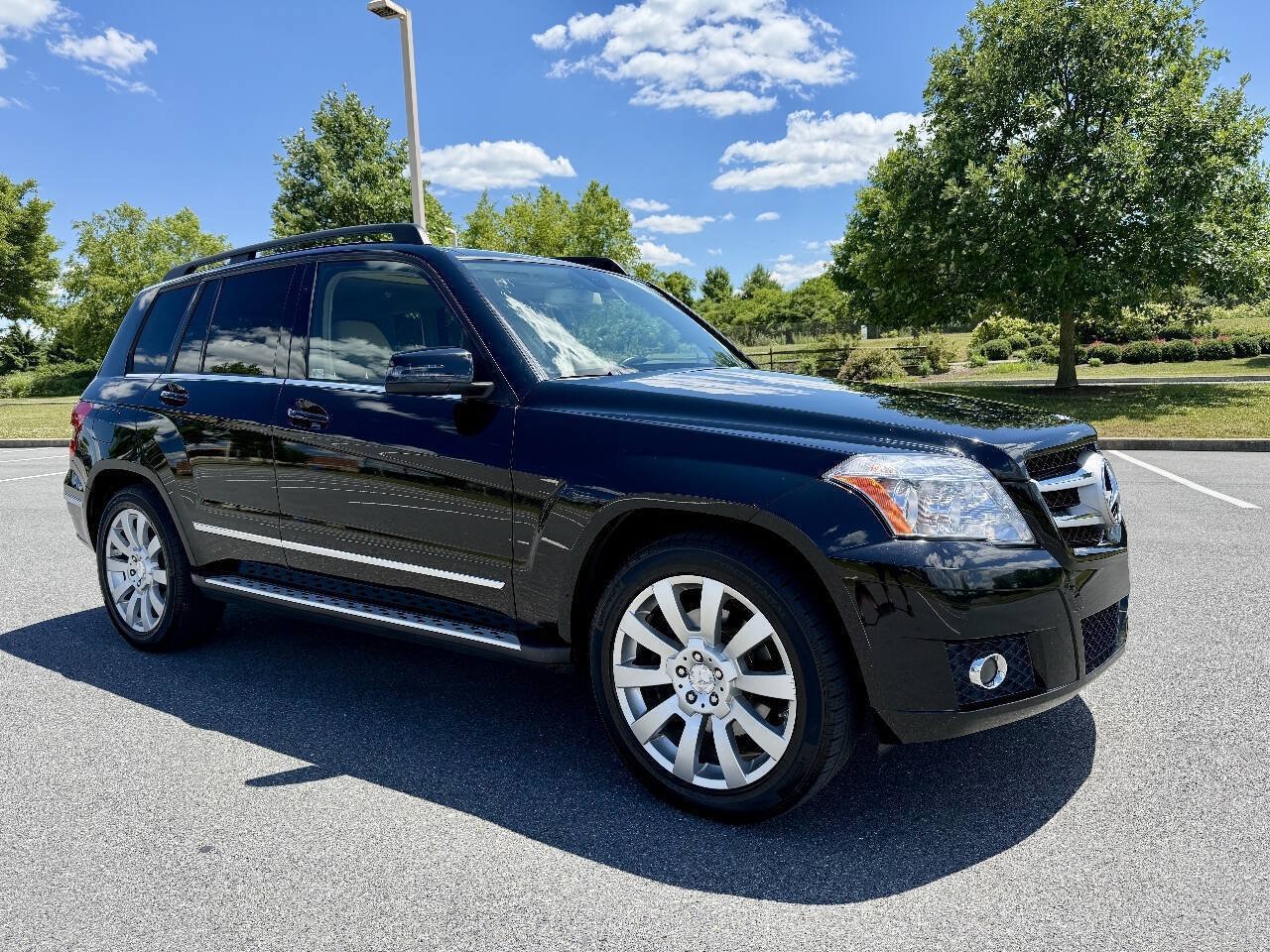 Used 2012 Mercedes-Benz GLK 350 4MATIC image 3