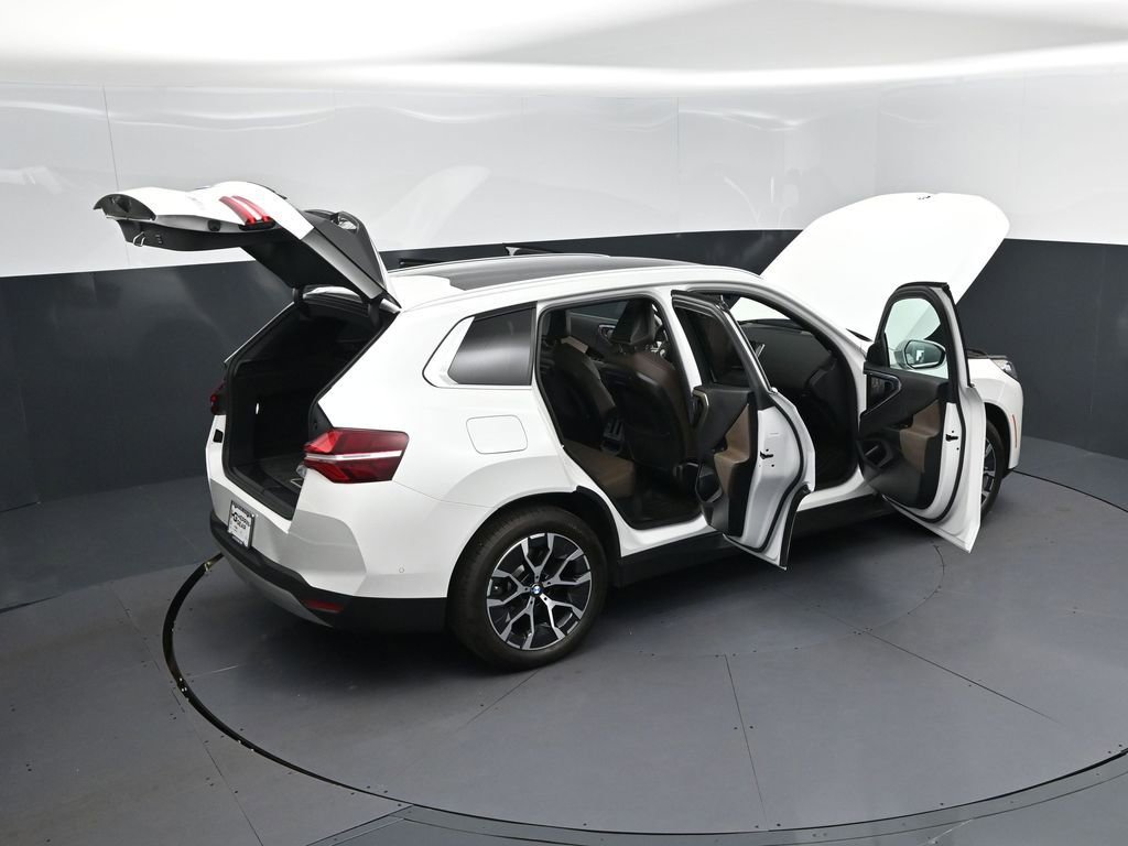 Certified 2025 BMW X3 xDrive30i w/ Premium Package image 49