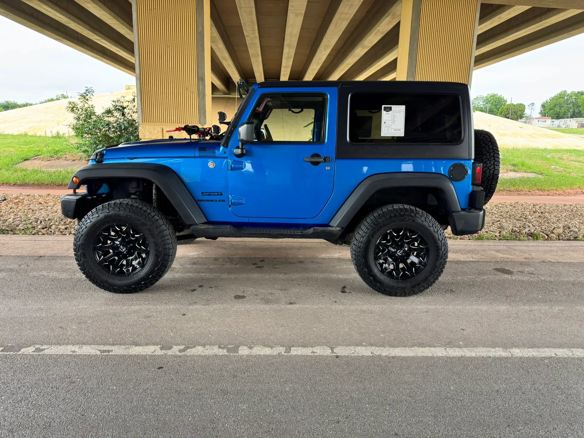 Used 2015 Jeep Wrangler Sport w/ Quick Order Package 23S AWD/4WD image 6