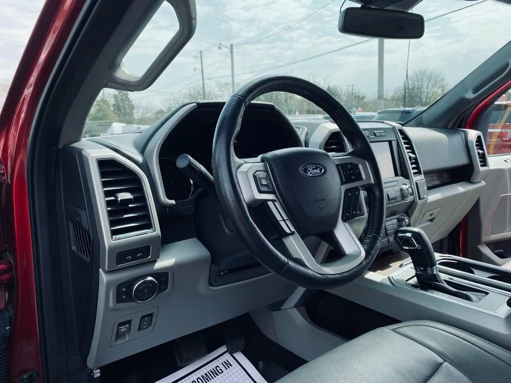 Used 2019 Ford F150 Lariat w/ Equipment Group 502A Luxury AWD/4WD image 25