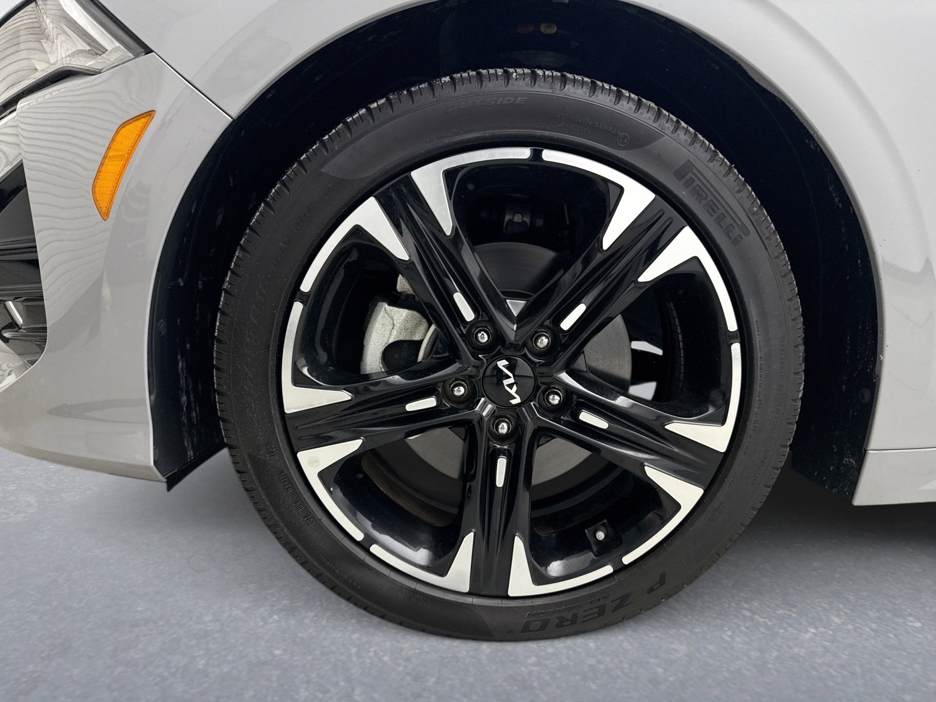 Used 2024 Kia K5 GT-Line image 21