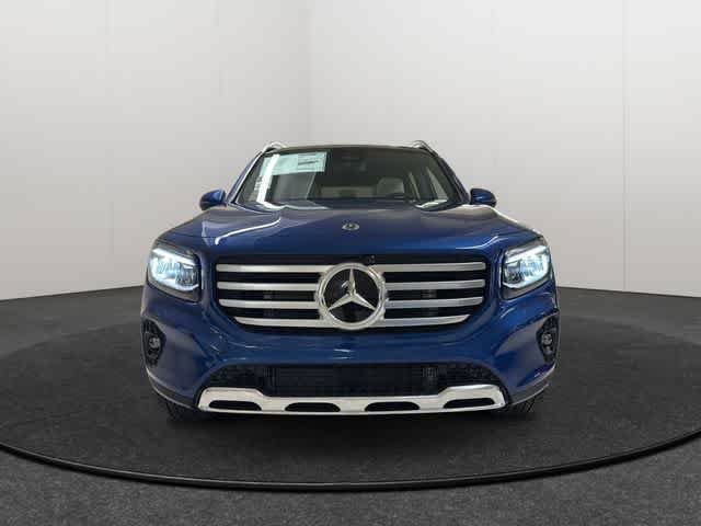 Certified 2026 Mercedes-Benz GLB 250 4MATIC image 2