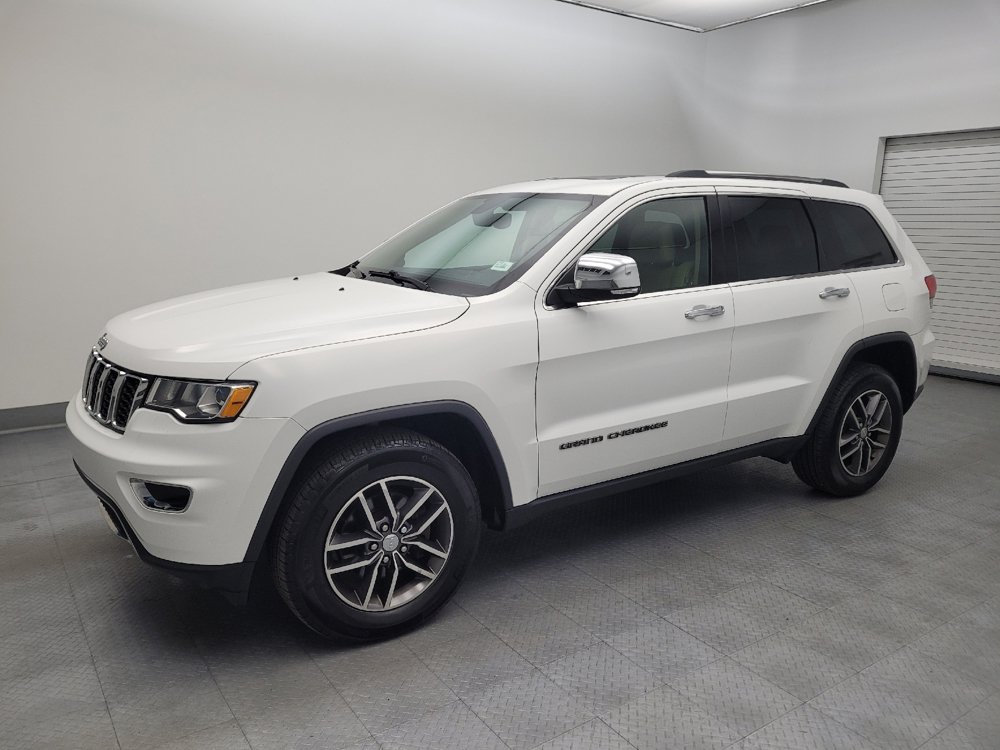 Used 2017 Jeep Grand Cherokee Limited AWD/4WD image 2