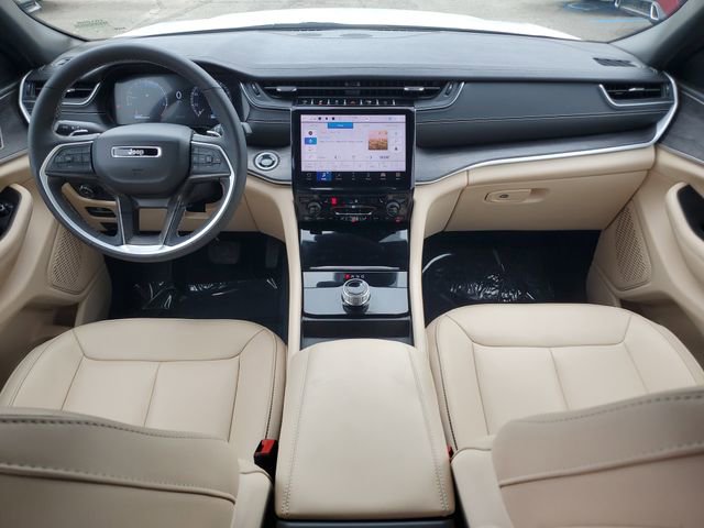 Certified 2024 Jeep Grand Cherokee Limited RWD image 20