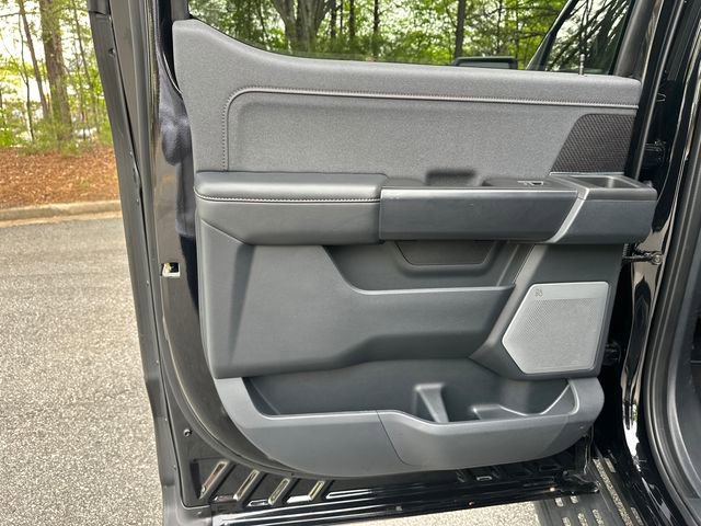 Used 2022 Ford F150 Raptor w/ Raptor 37 Performance Package image 25