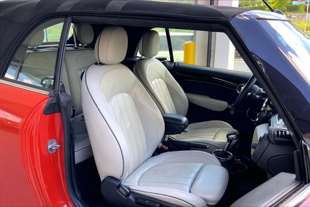 Used 2019 MINI Cooper S FWD image 5