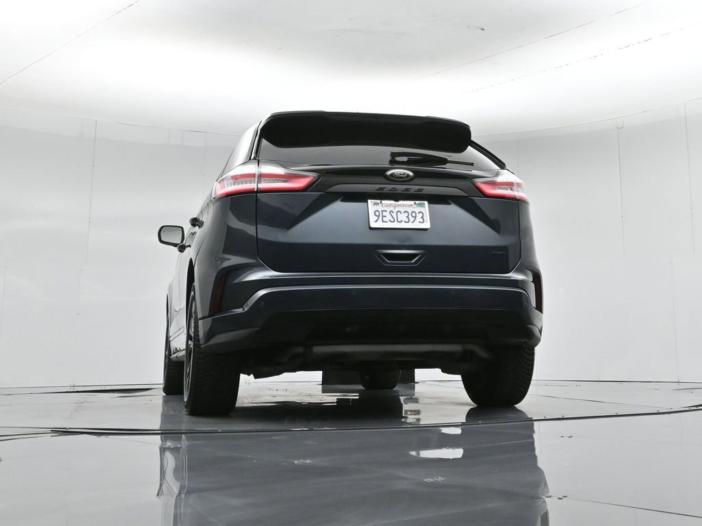 Certified 2022 Ford Edge SE w/ Black Appearance Package image 53