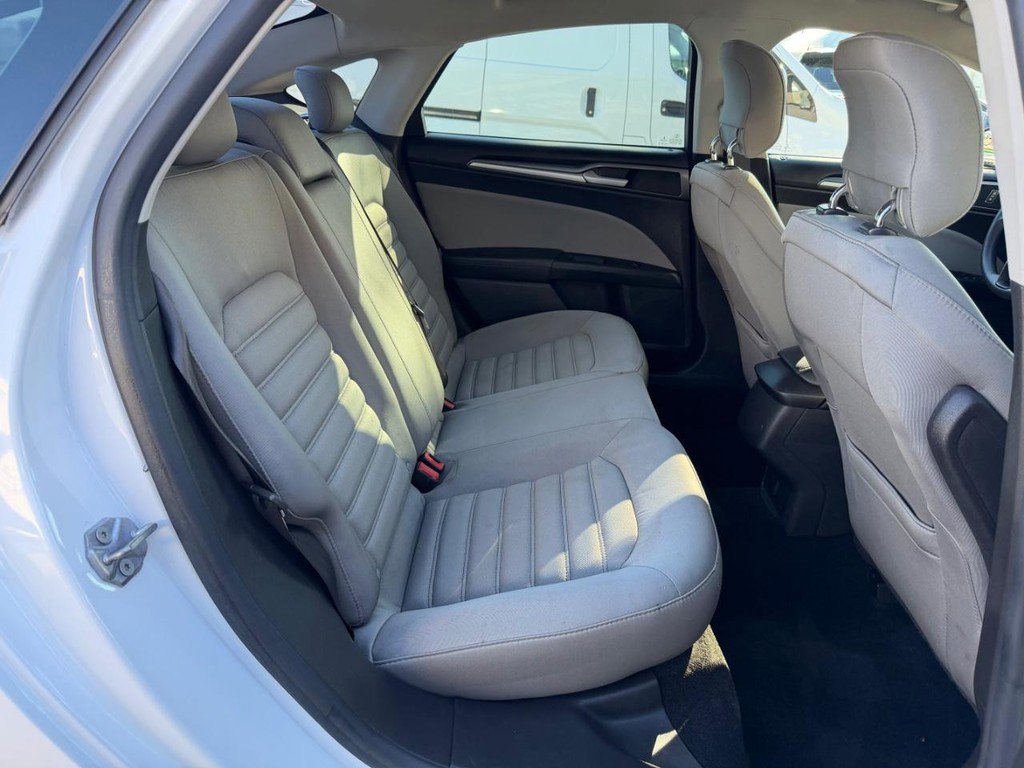 Used 2014 Ford Fusion S image 37