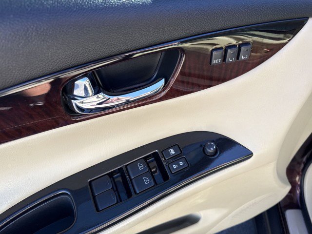 Used 2016 INFINITI QX50 AWD w/ Deluxe Touring Package image 15