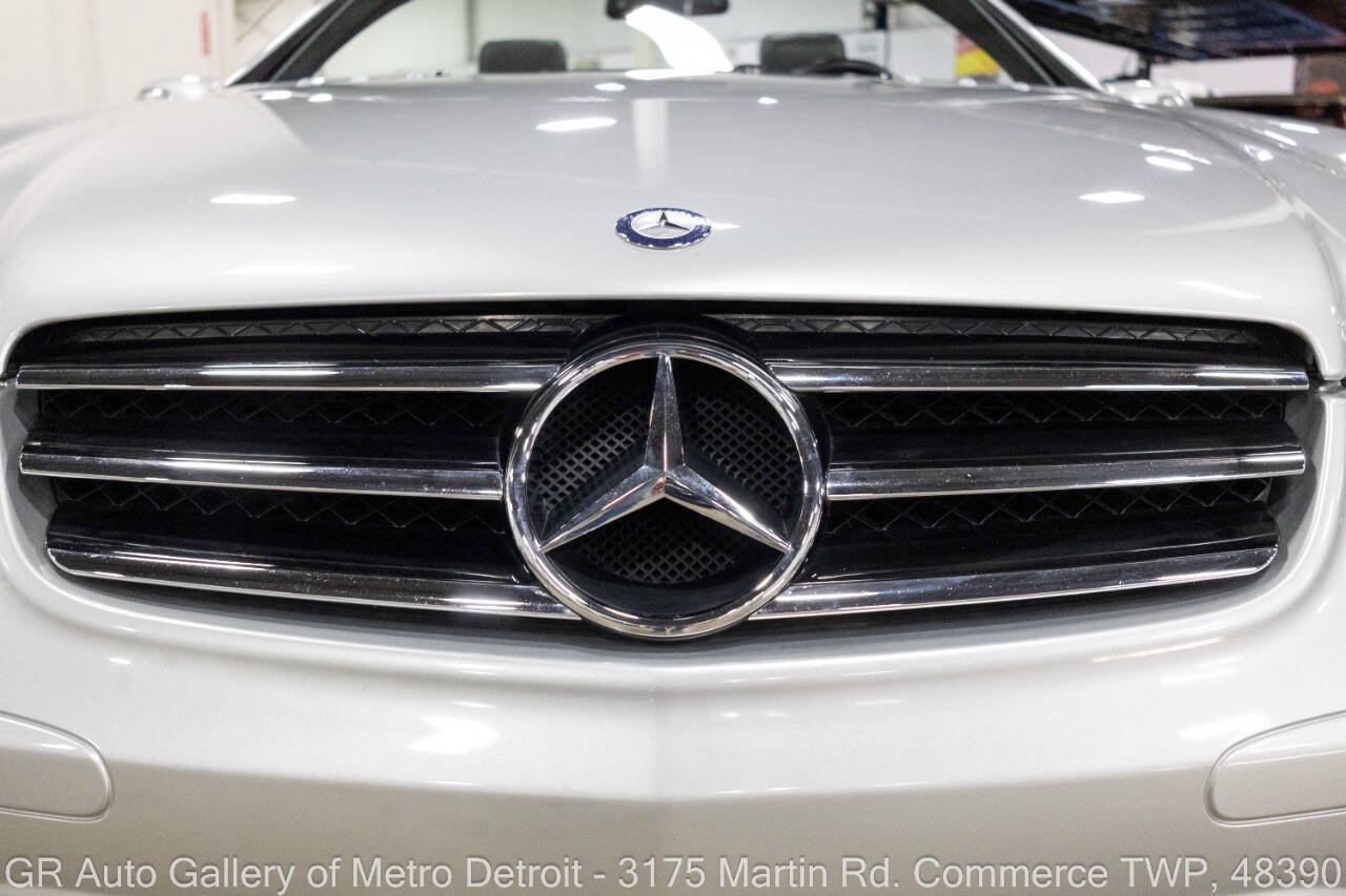 Used 2007 Mercedes-Benz SL 55 AMG image 32