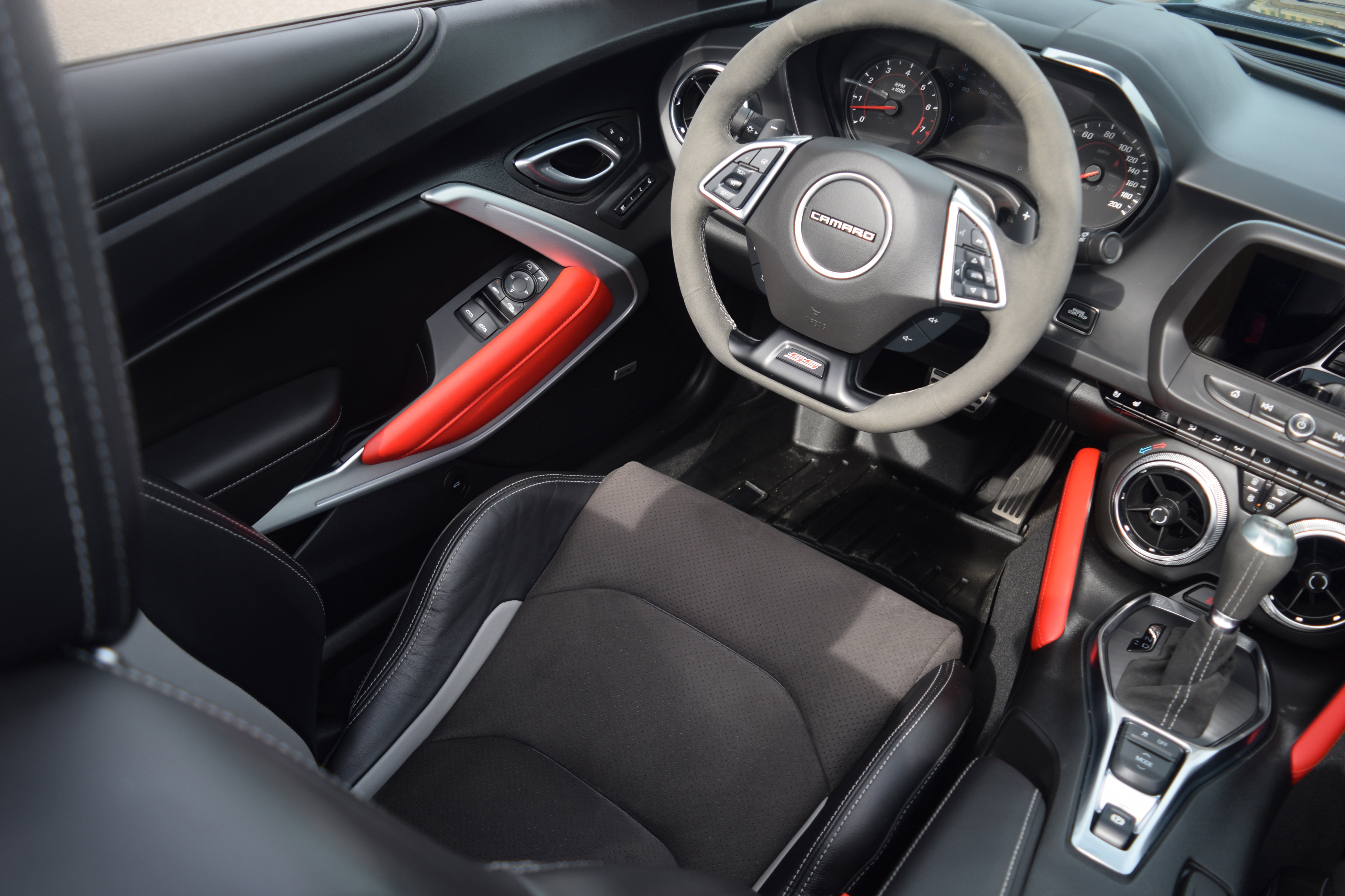Used 2023 Chevrolet Camaro SS image 2