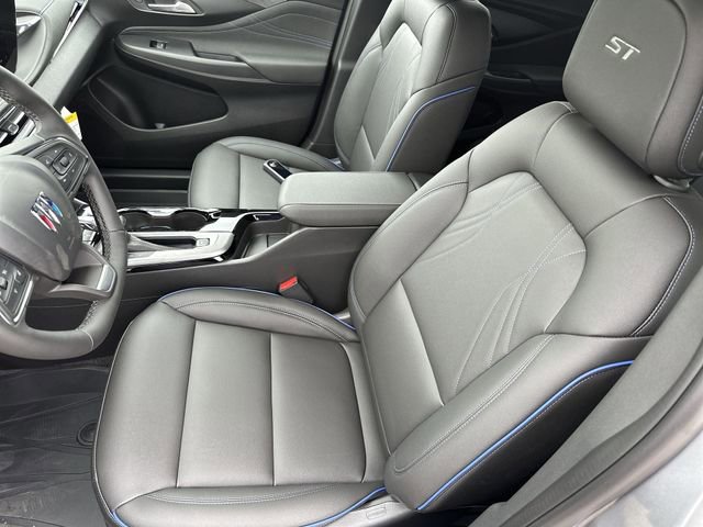 New 2026 Buick Envista Sport Touring FWD image 15
