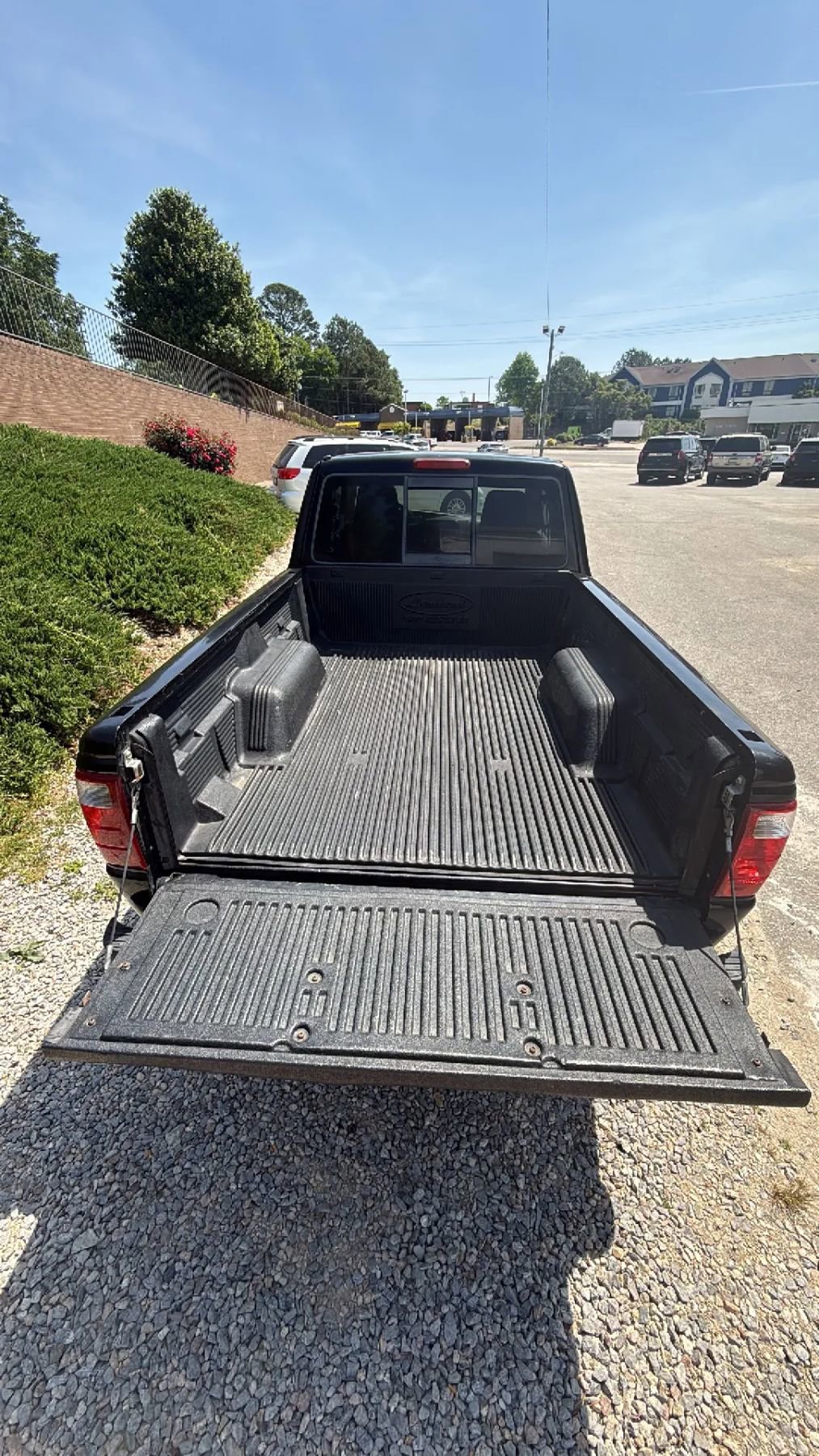 Used 2005 Ford Ranger XLT AWD/4WD image 24