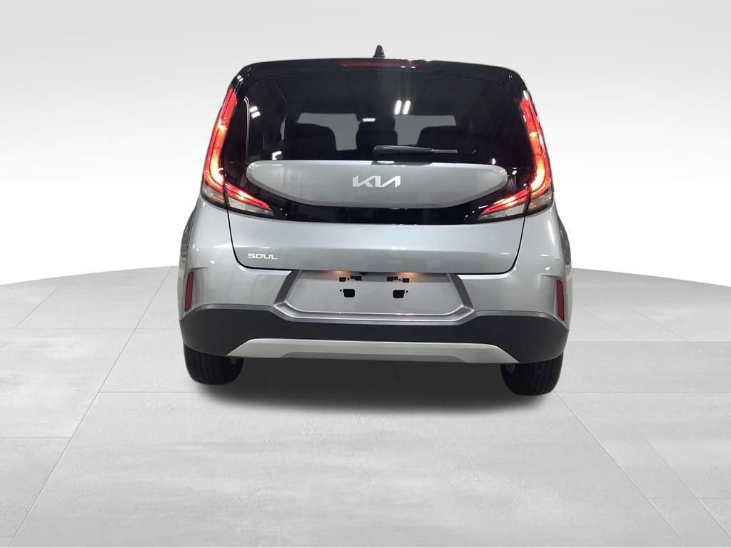 Certified 2025 Kia Soul LX w/ LX Technology Package image 28