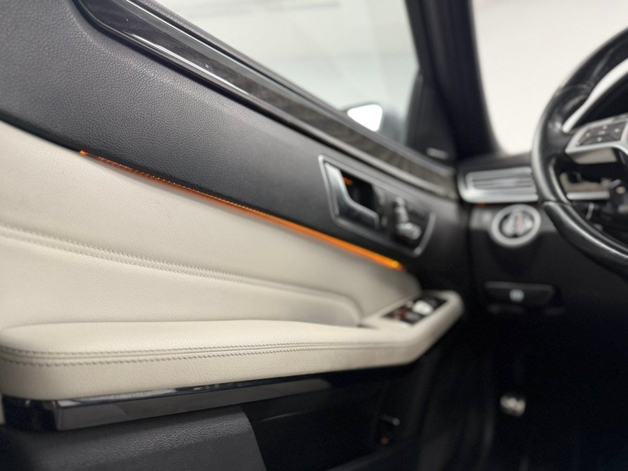 Used 2016 Mercedes-Benz E 350 4MATIC Sedan w/ Premium Package image 55