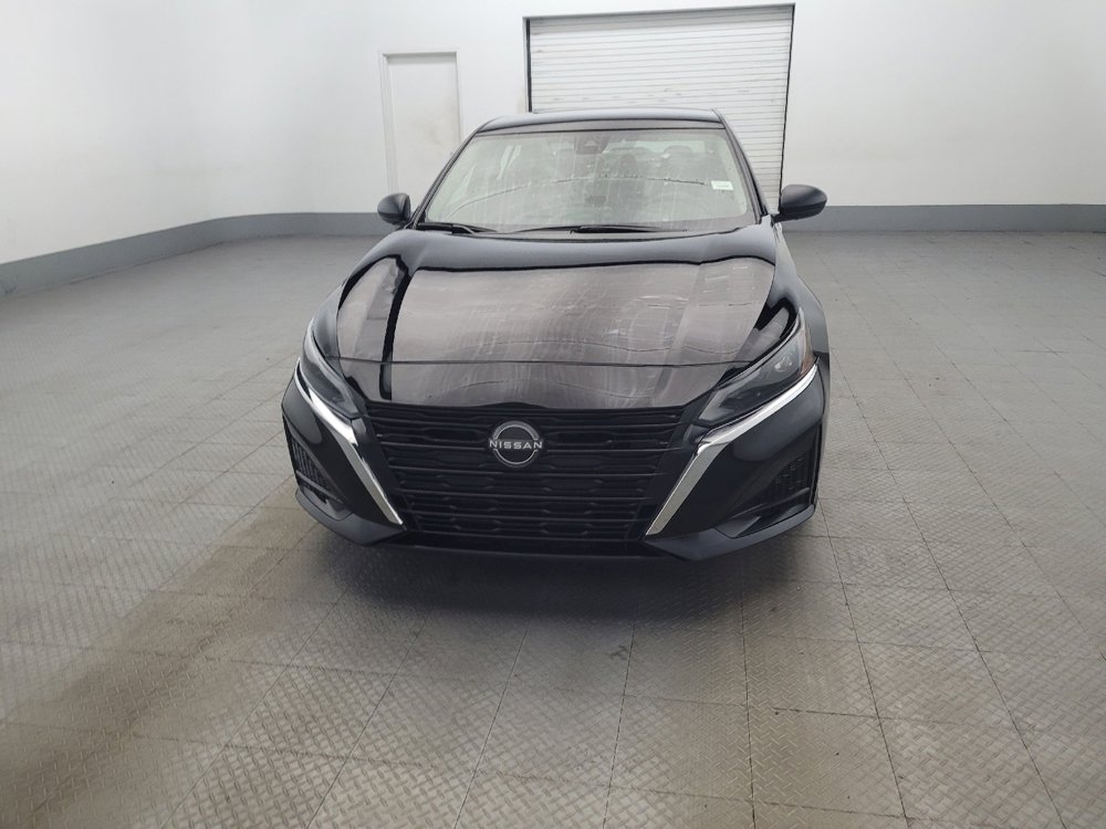 Used 2024 Nissan Altima 2.5 SV image 15