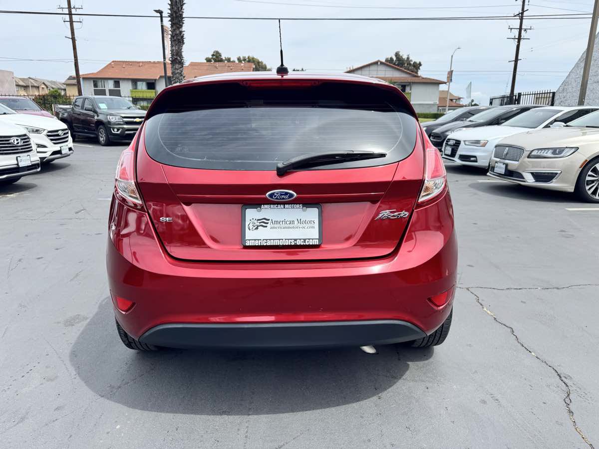 Used 2016 Ford Fiesta SE FWD image 3