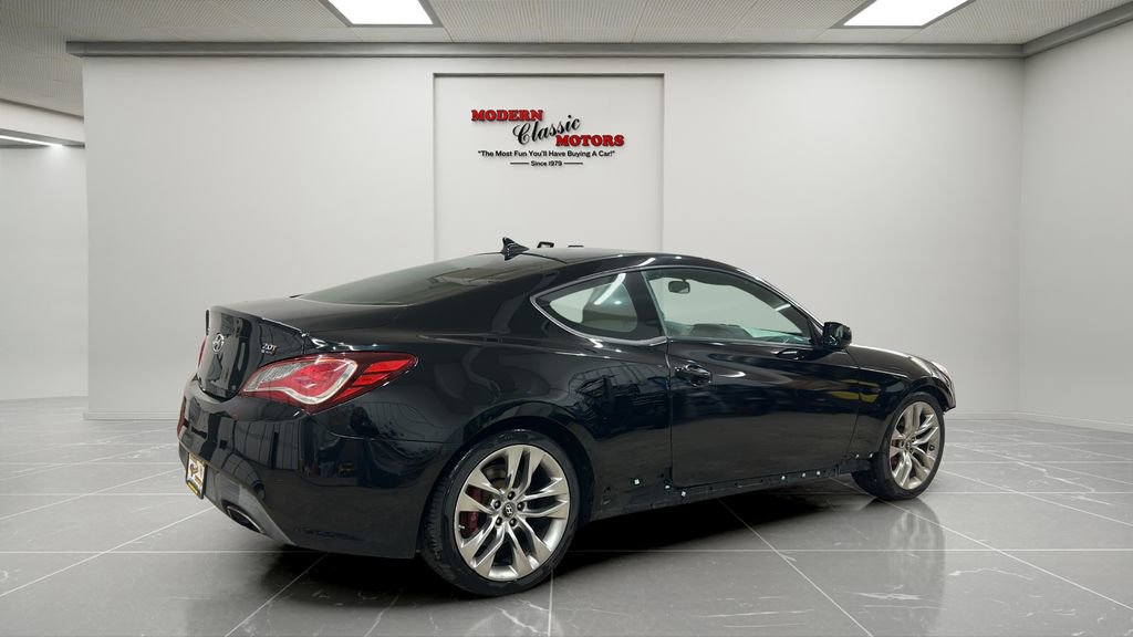 Used 2013 Hyundai Genesis 2.0T RWD image 7