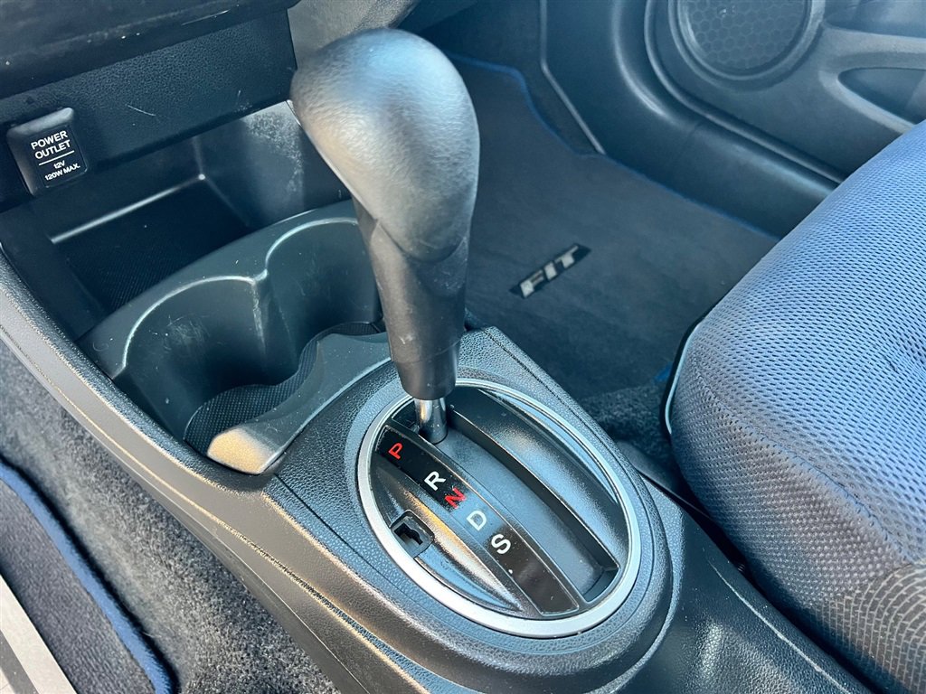 Used 2013 Honda Fit Sport image 24