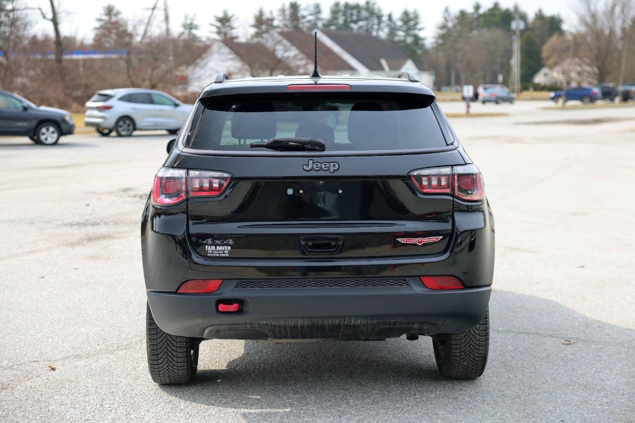 Used 2020 Jeep Compass Trailhawk AWD/4WD image 4