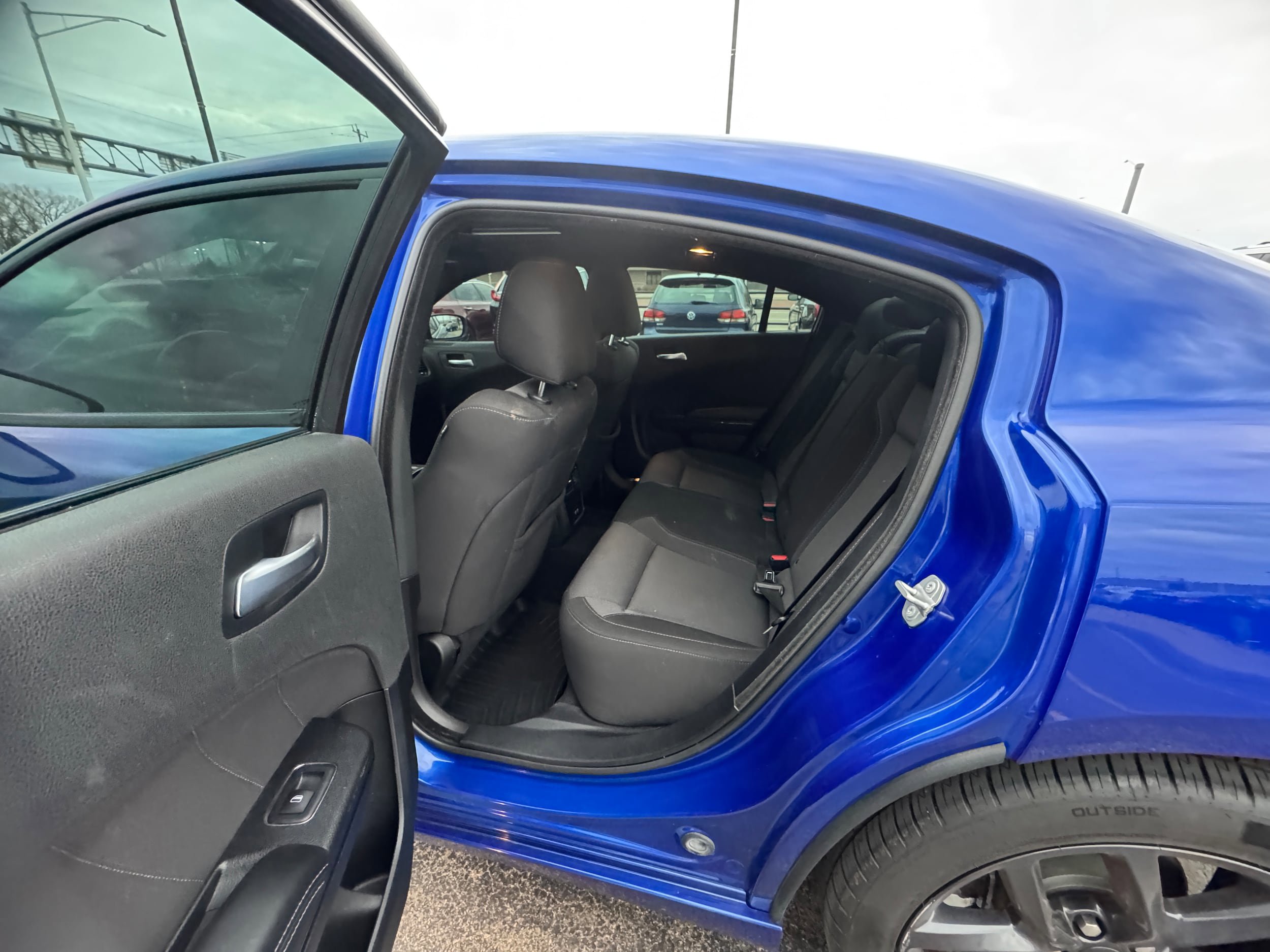 Used 2021 Dodge Charger SXT w/ Blacktop Package RWD image 5