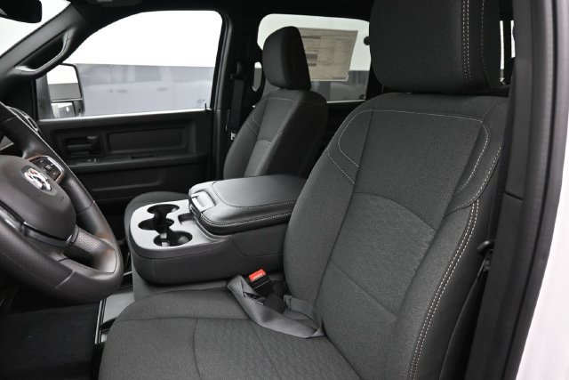 New 2027 RAM 3500 Tradesman AWD/4WD image 16