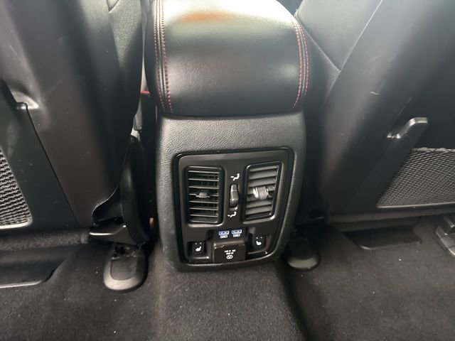 Used 2024 Dodge Durango GT image 33