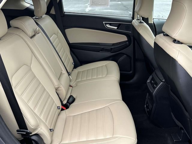 Used 2024 Ford Edge SEL w/ Convenience Package image 11