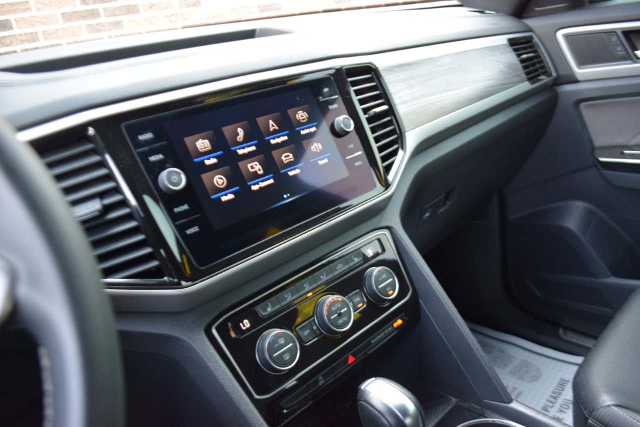 Used 2022 Volkswagen Atlas Cross Sport SE image 20