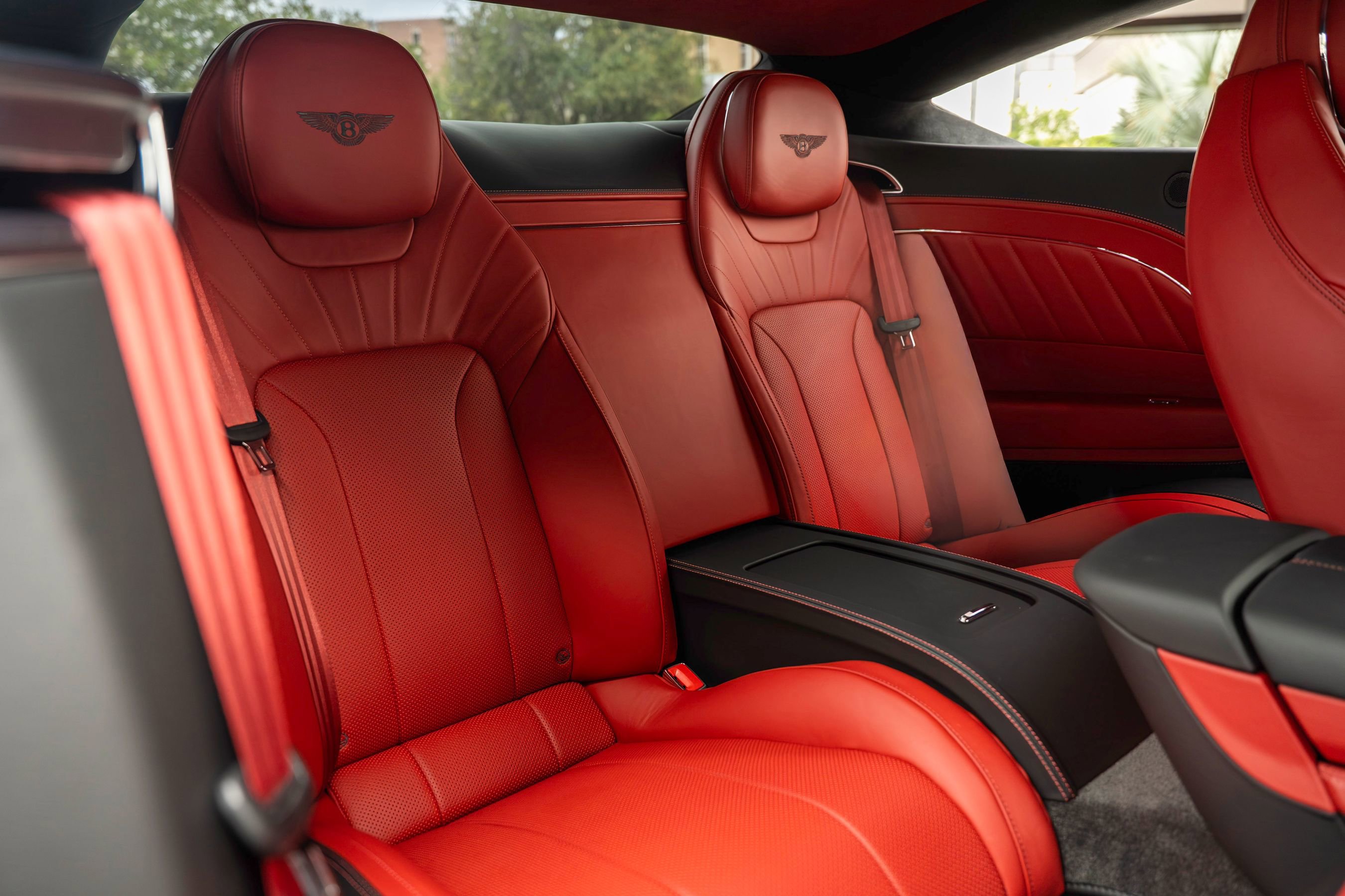 Used 2024 Bentley Continental GT AWD/4WD image 17