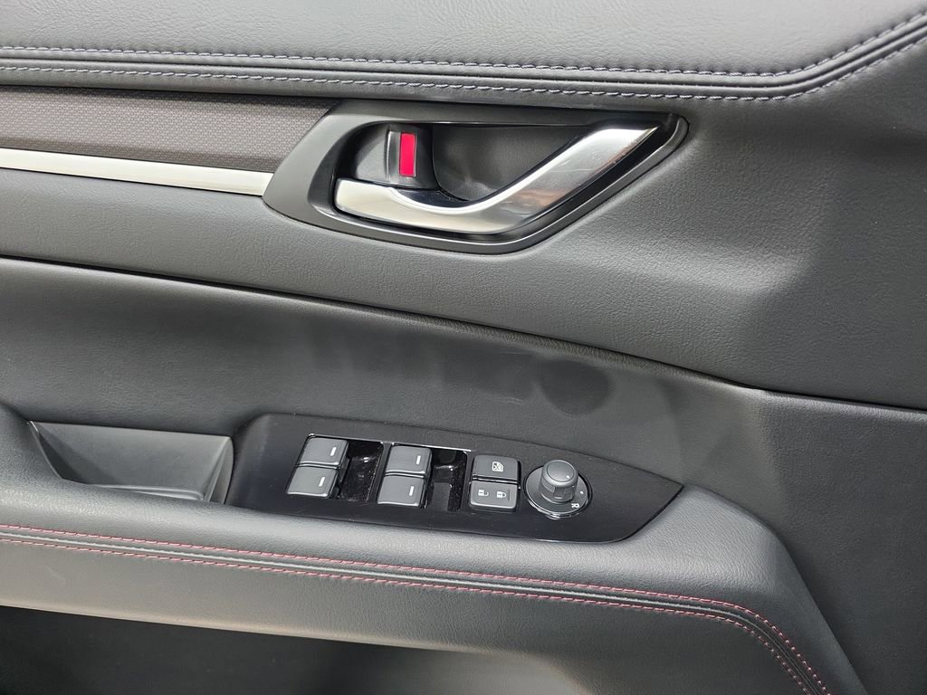 Used 2023 MAZDA CX-5 Carbon Edition image 28