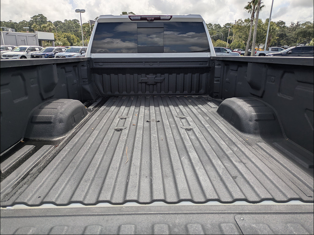 Used 2025 Chevrolet Silverado 3500 High Country w/ Technology Package AWD/4WD image 17