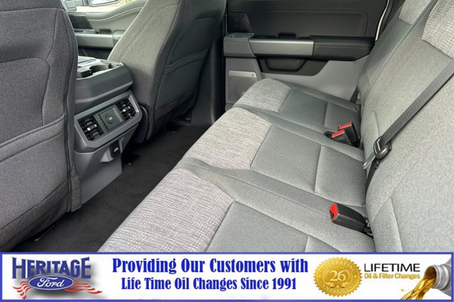 New 2026 Ford F450 XLT w/ XLT Premium Package AWD/4WD image 12