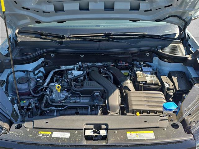 New 2026 Volkswagen Taos SE FWD image 20